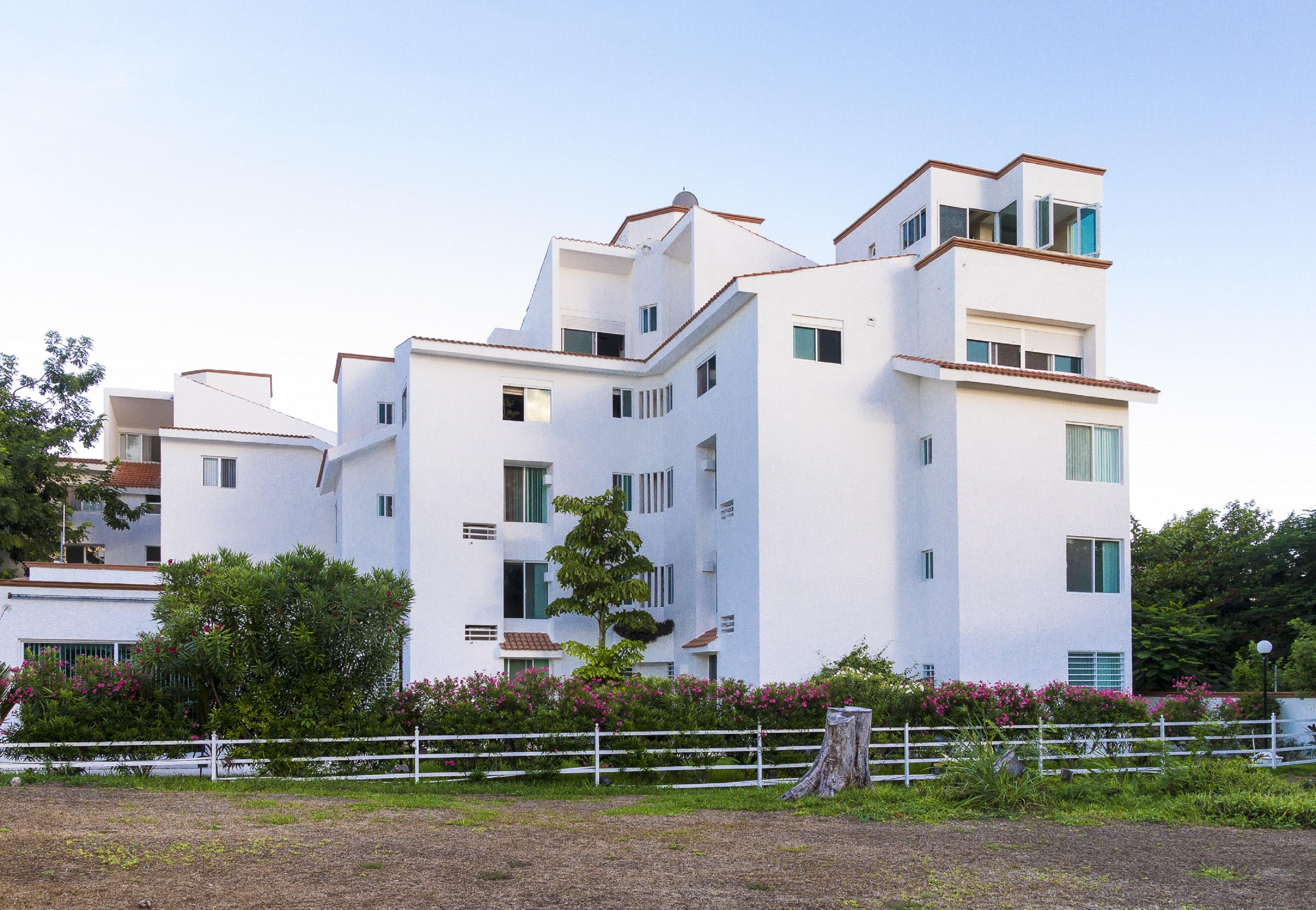 Las Gaviotas Hotel & Suites Cancun Exterior photo